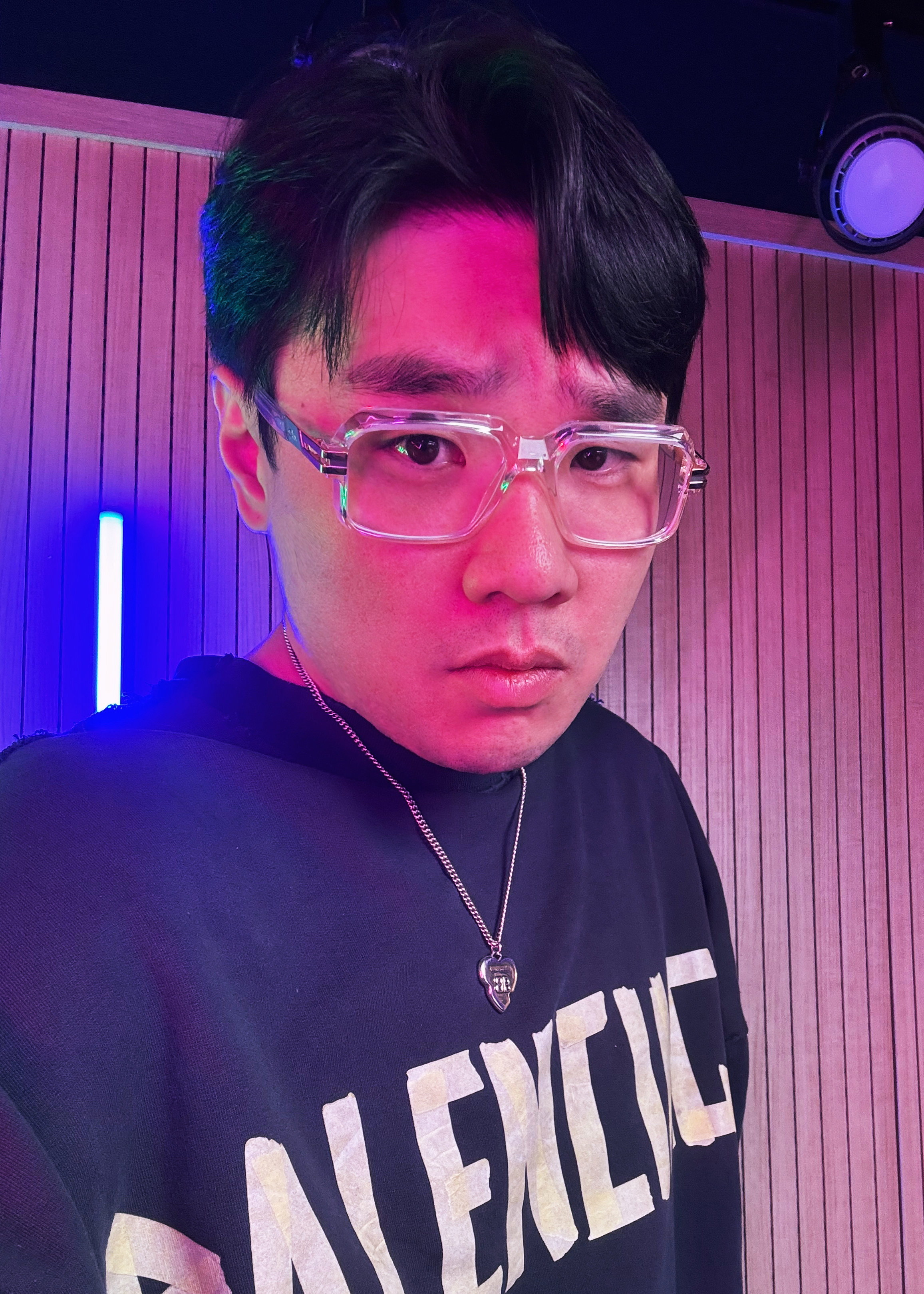 건